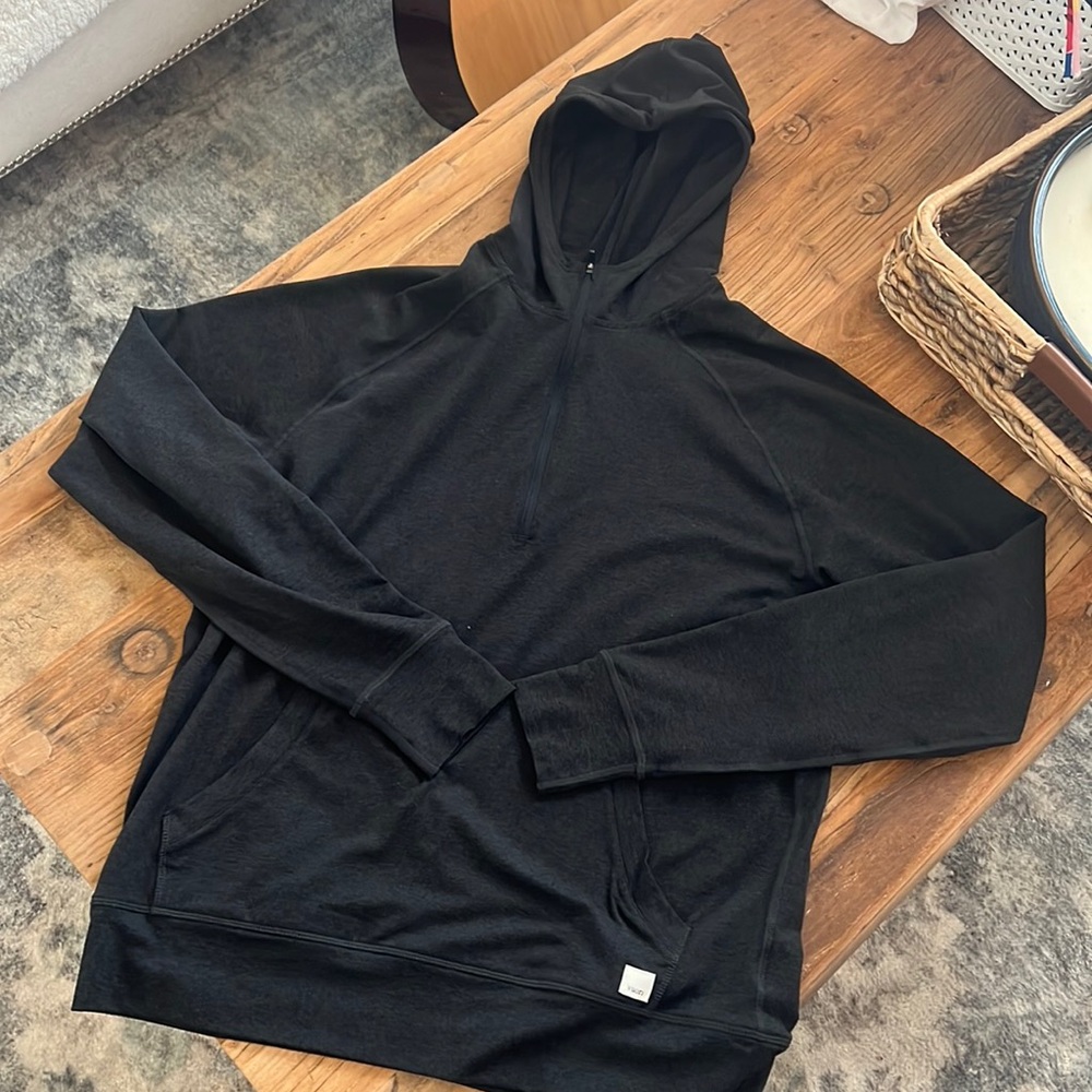 Vuori quarter zip